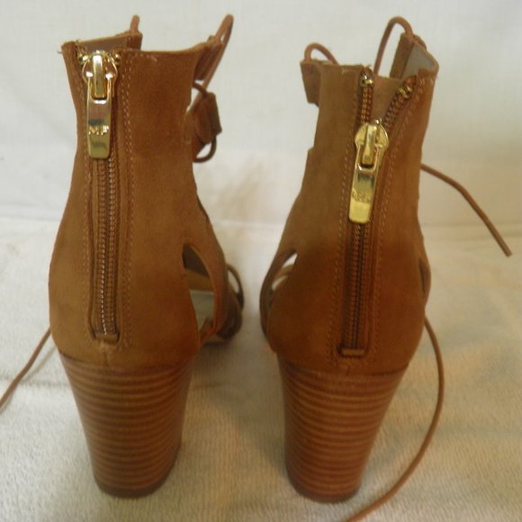 MARC JACOBS OPEN-TOE LACE UP STACKED HEELS - NEW - Picture 2 of 2